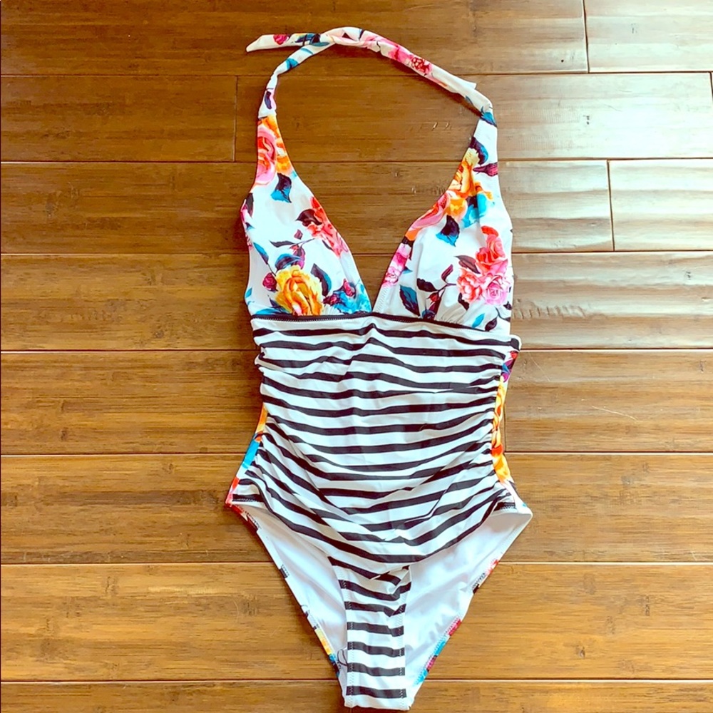 Women’s medium one piece
